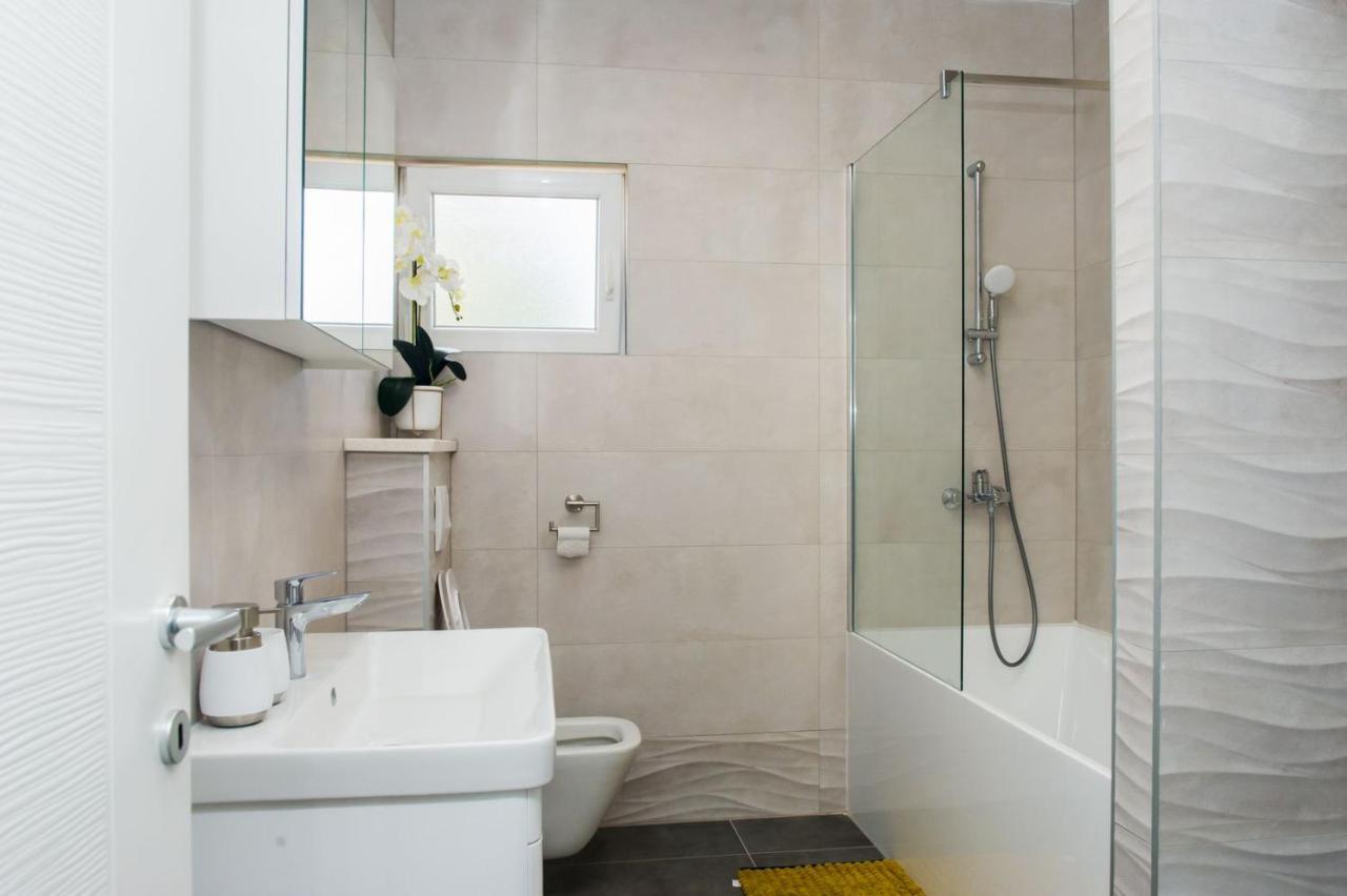 Apartment Lux Elba Kaštela Buitenkant foto