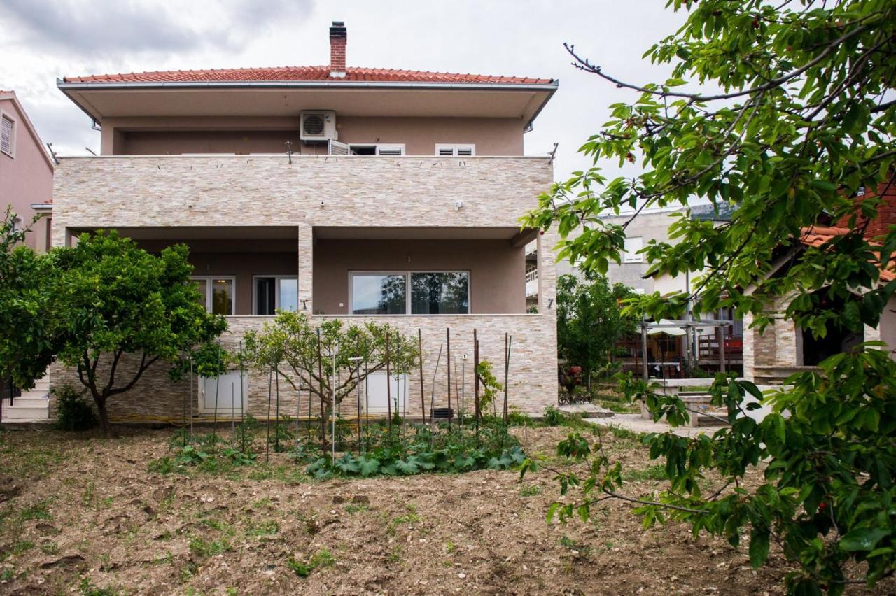 Apartment Lux Elba Kaštela Buitenkant foto