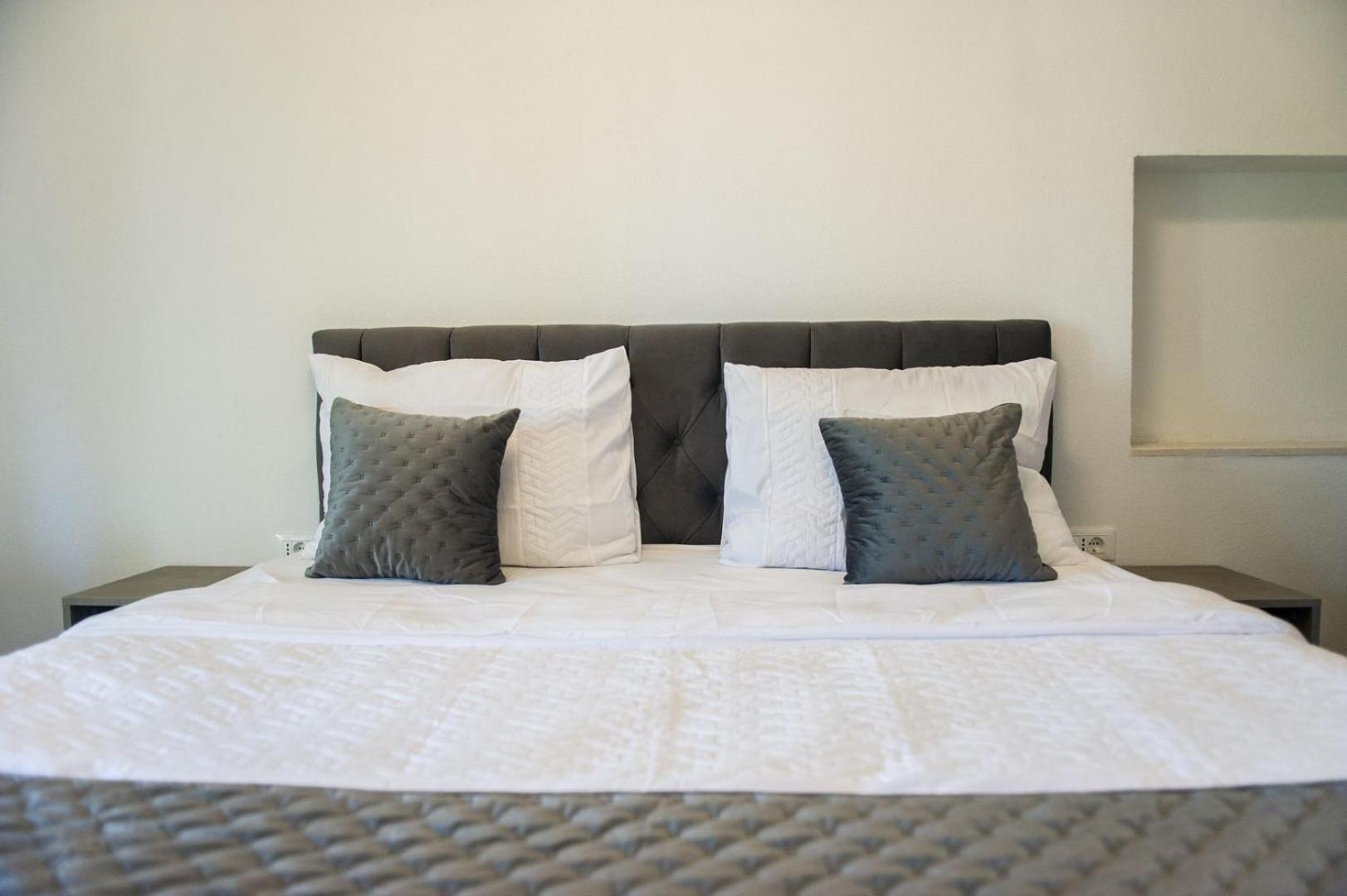 Apartment Lux Elba Kaštela Buitenkant foto