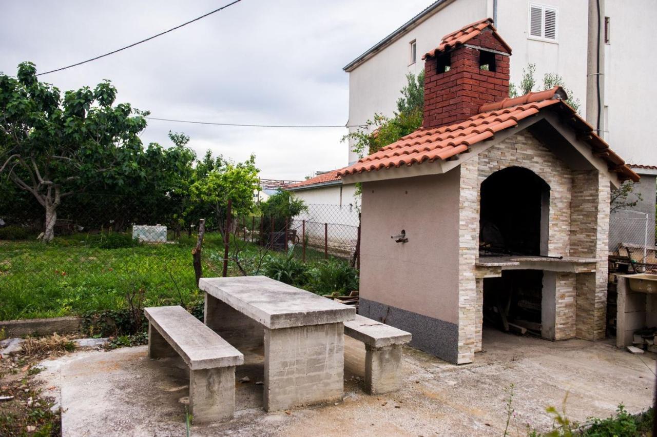Apartment Lux Elba Kaštela Buitenkant foto