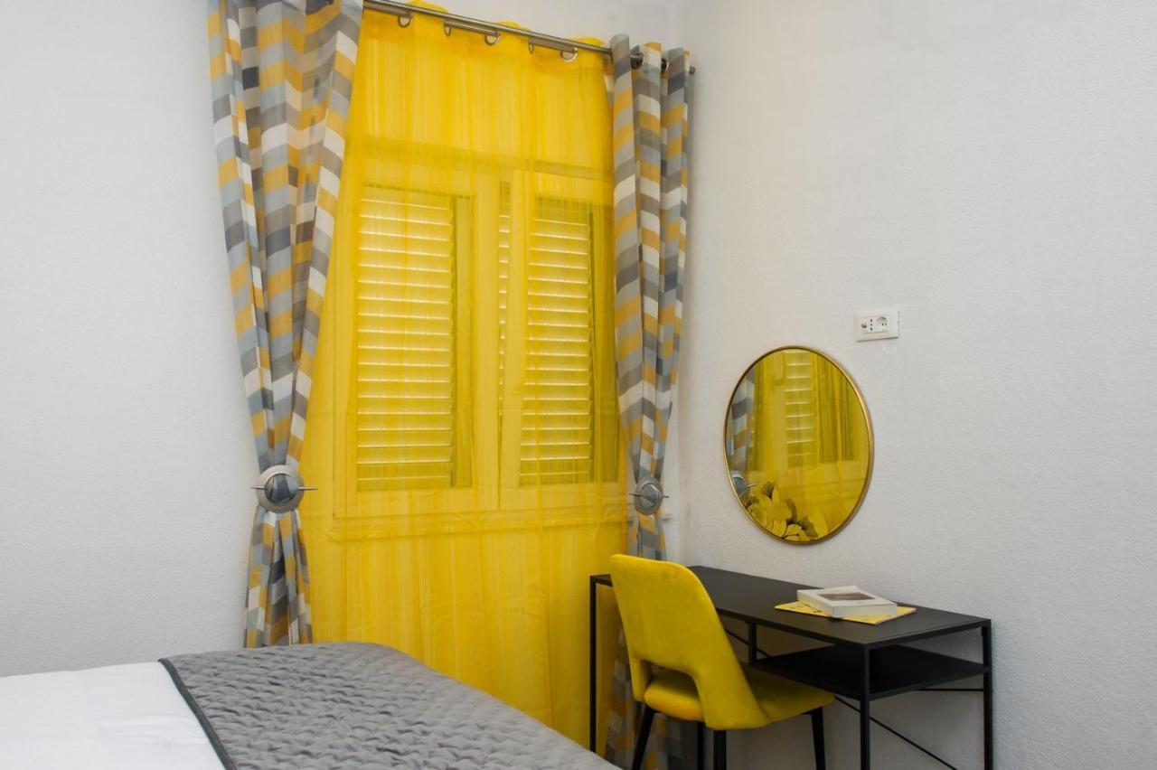 Apartment Lux Elba Kaštela Buitenkant foto